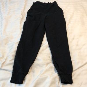 Maternity joggers with pockets! Size small